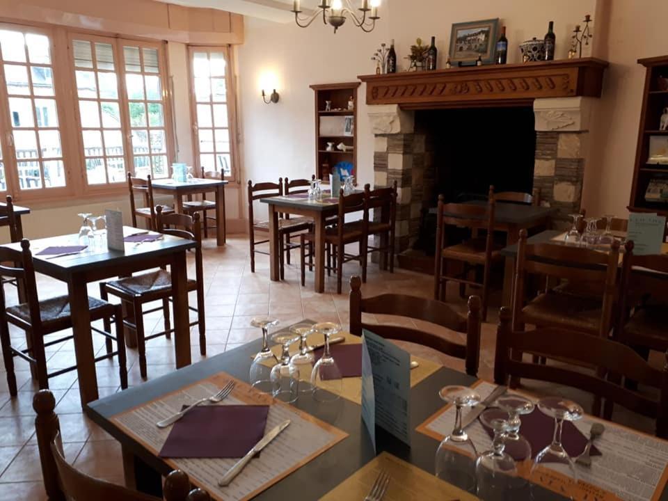 Restaurant & Chambres D'Hotes L'Eau Vive Fatouville-Grestain Exterior photo